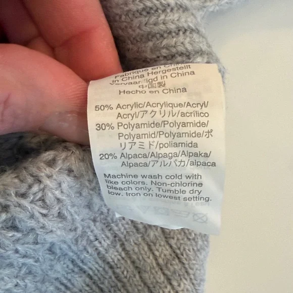 J.Crew Women Gray Chunky Cable Knit Medium Sweater - C1-004 - Picture 5 of 6